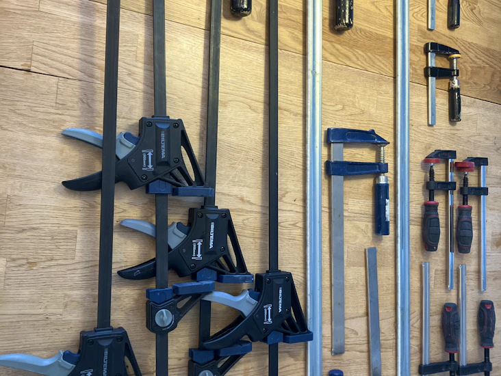 Skrutvinge mange størrelser