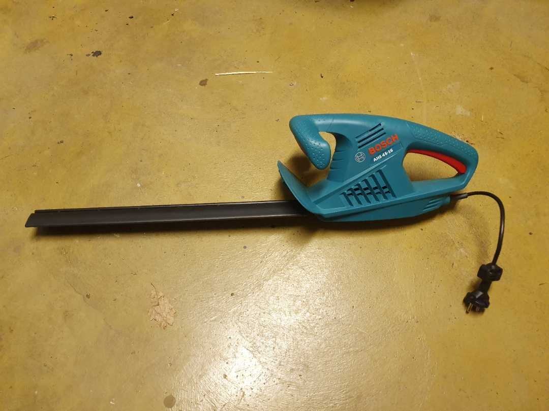 Elektrisk häcksax bosch ahs 45-16