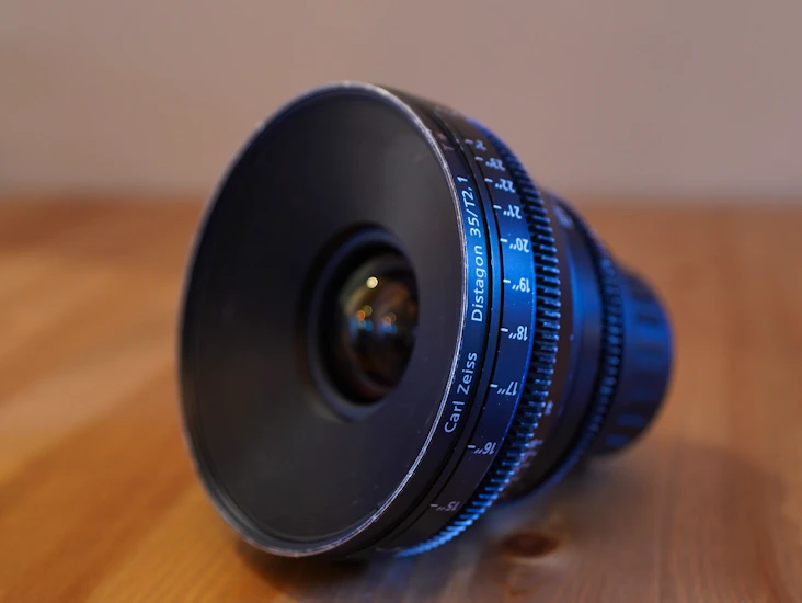 Zeiss cp.2 35mm t2.1 pl mount lens