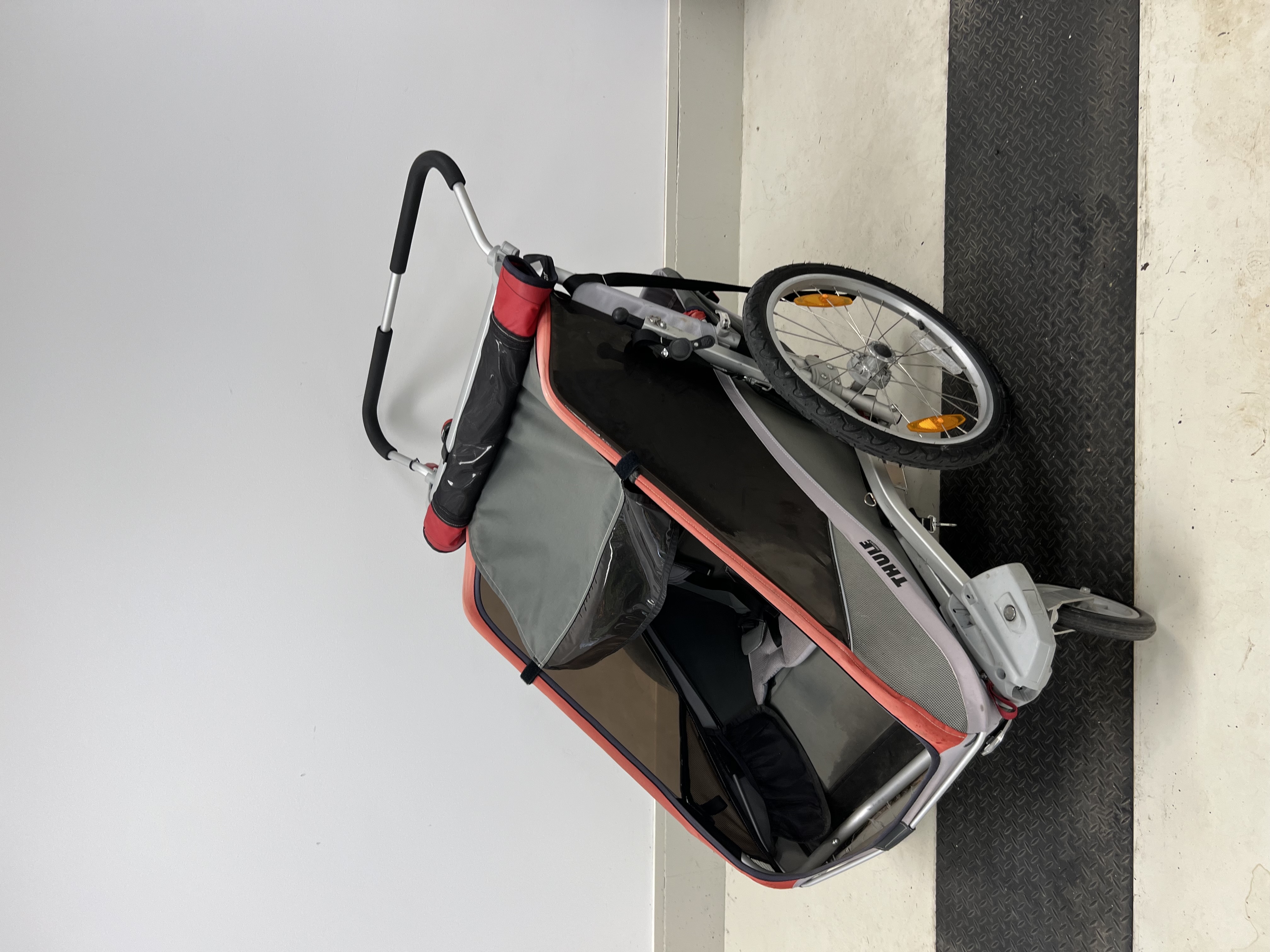 Thule sykkelvogn leies ut