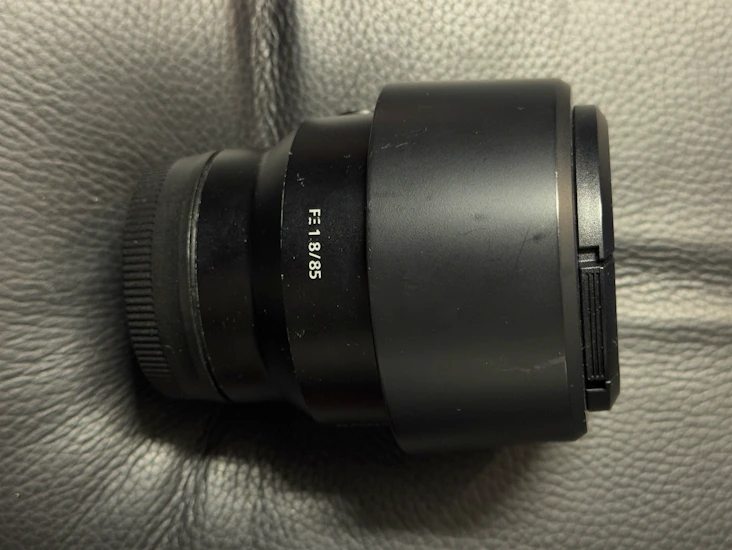 Sony fe 85 mm f1.8 -objektiivi