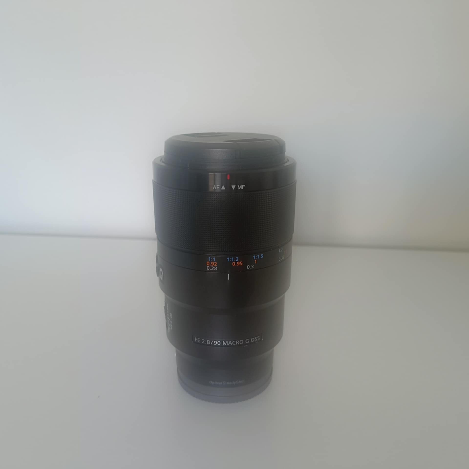 Sony 90mm macro fe2.8