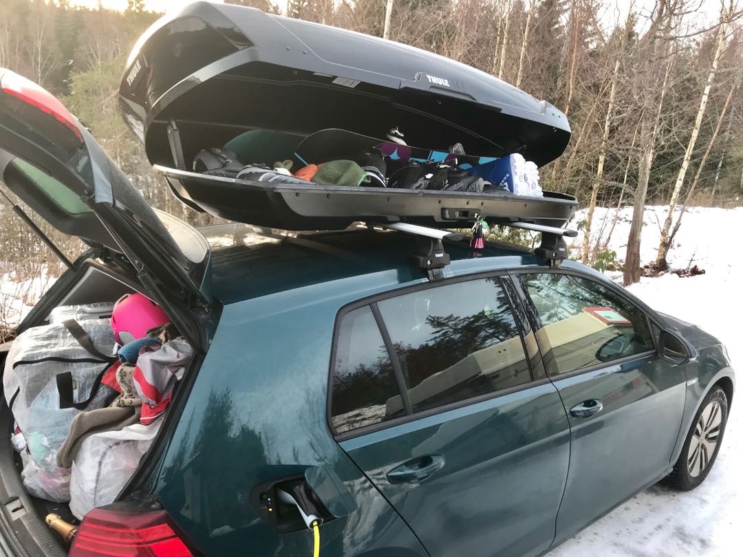 2-meters thule takboks. ny, blank, sort.