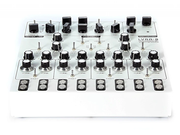 Soma lyra-8 – organismisk synthesizer til leie