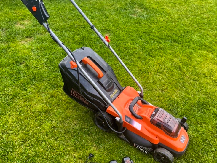 Gressklipper batteridrevet