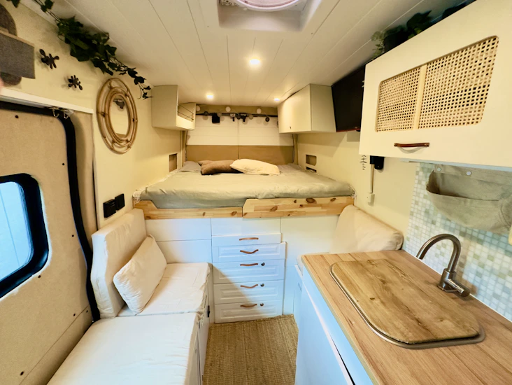Cozy off grid campervan!