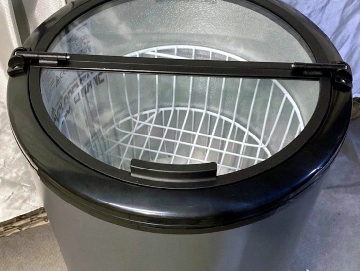 Tynnyrijääkaappi / juomacooleri