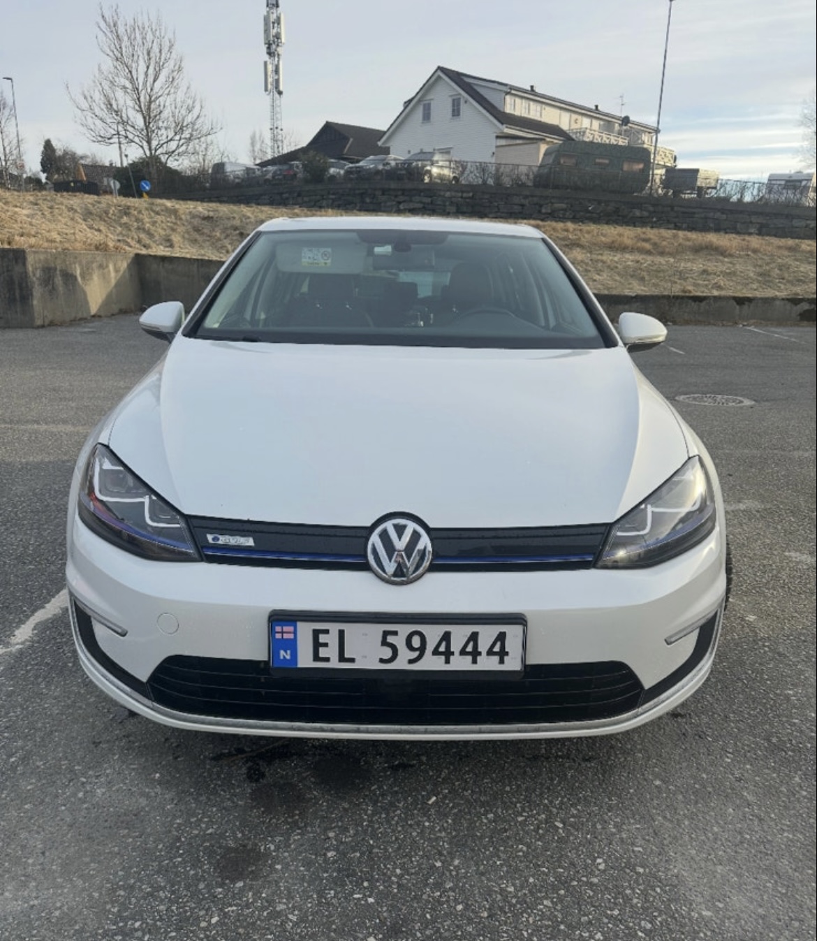 Volkswagen e golf