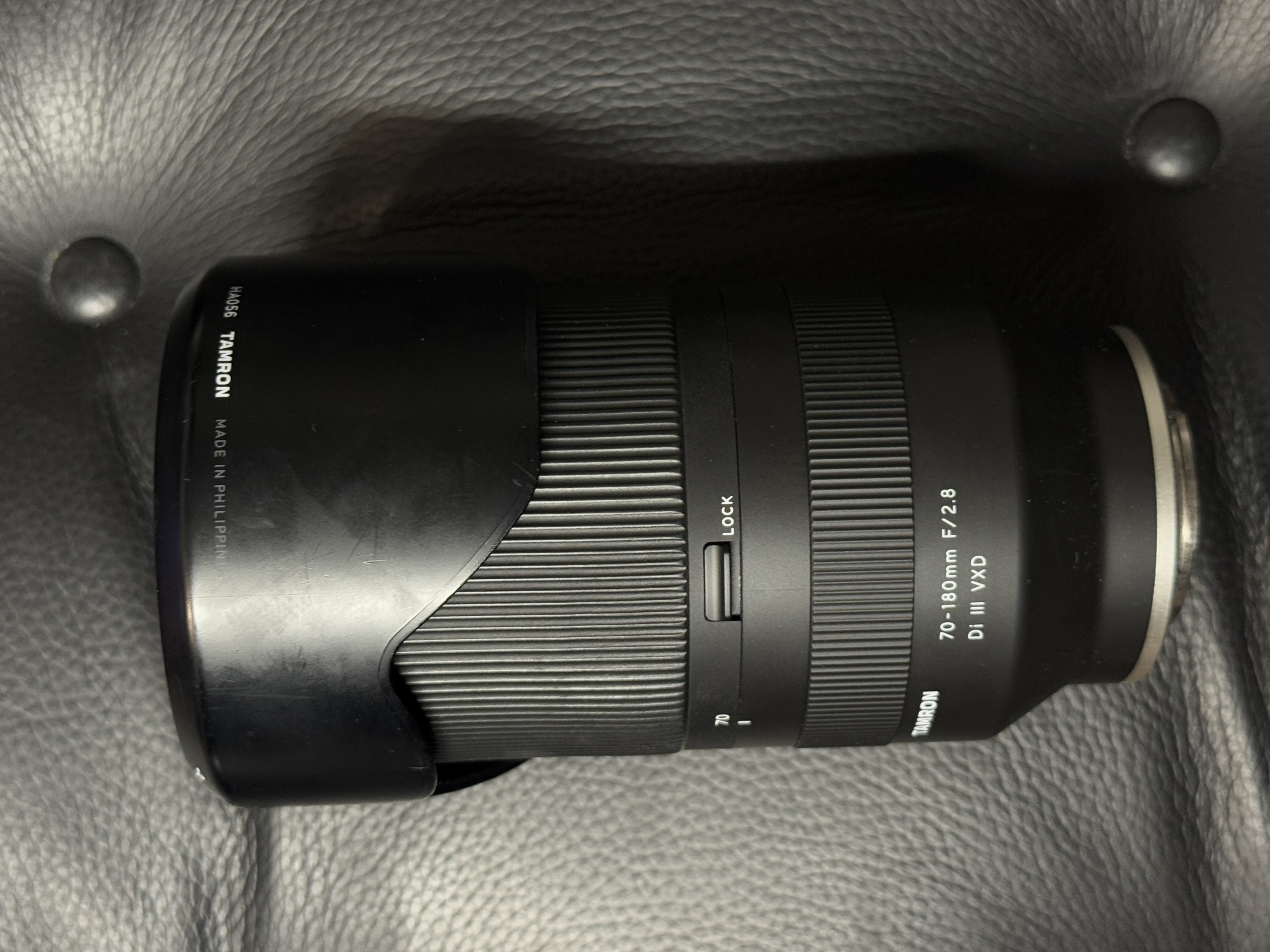 Tamron 70-180mm f/2.8 zoom-objektiivi