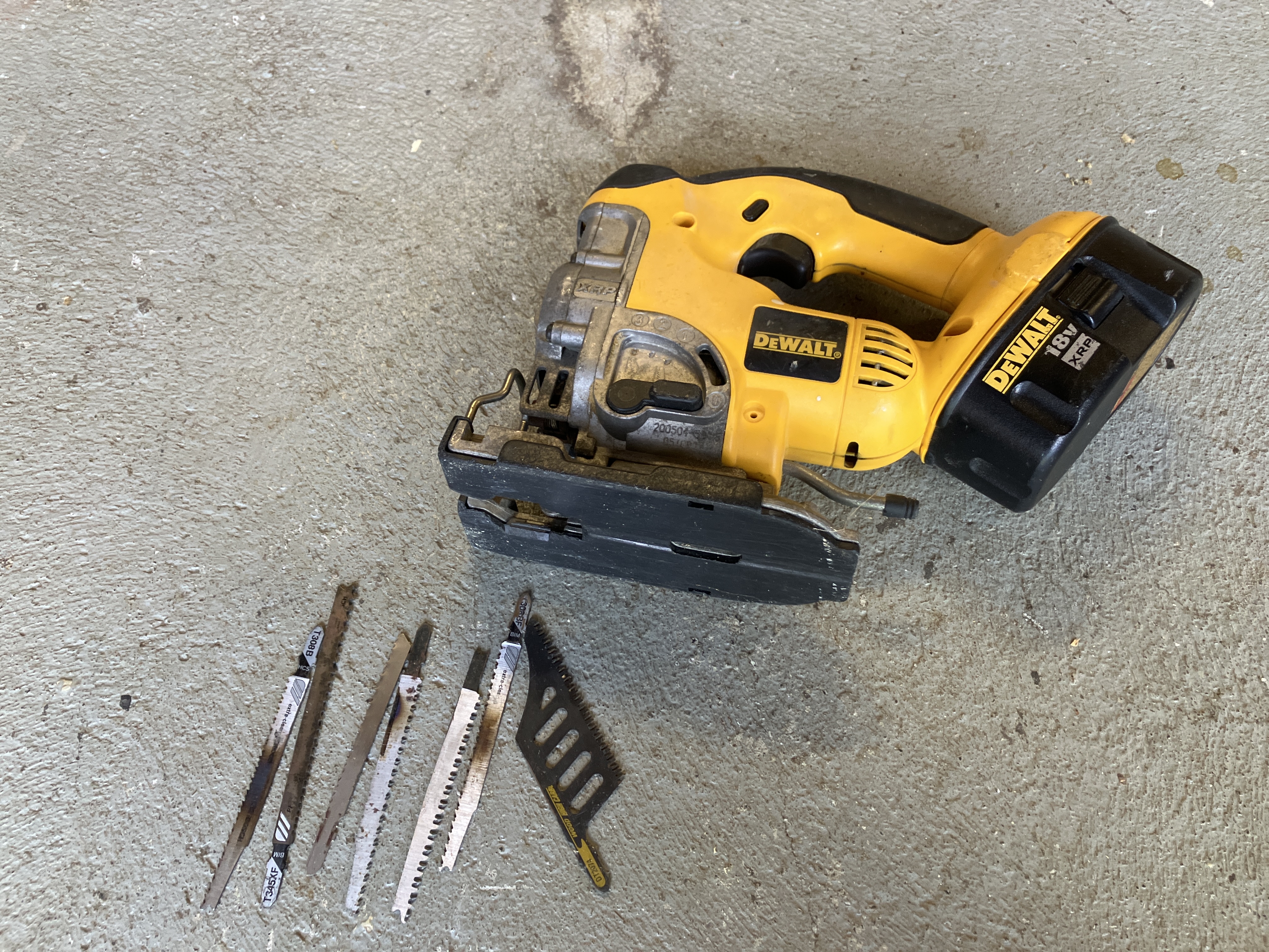 Dewalt stikksag med batteri