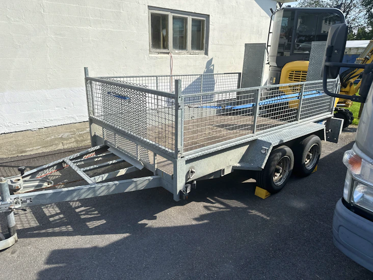 Åpen gravemaskinhenger