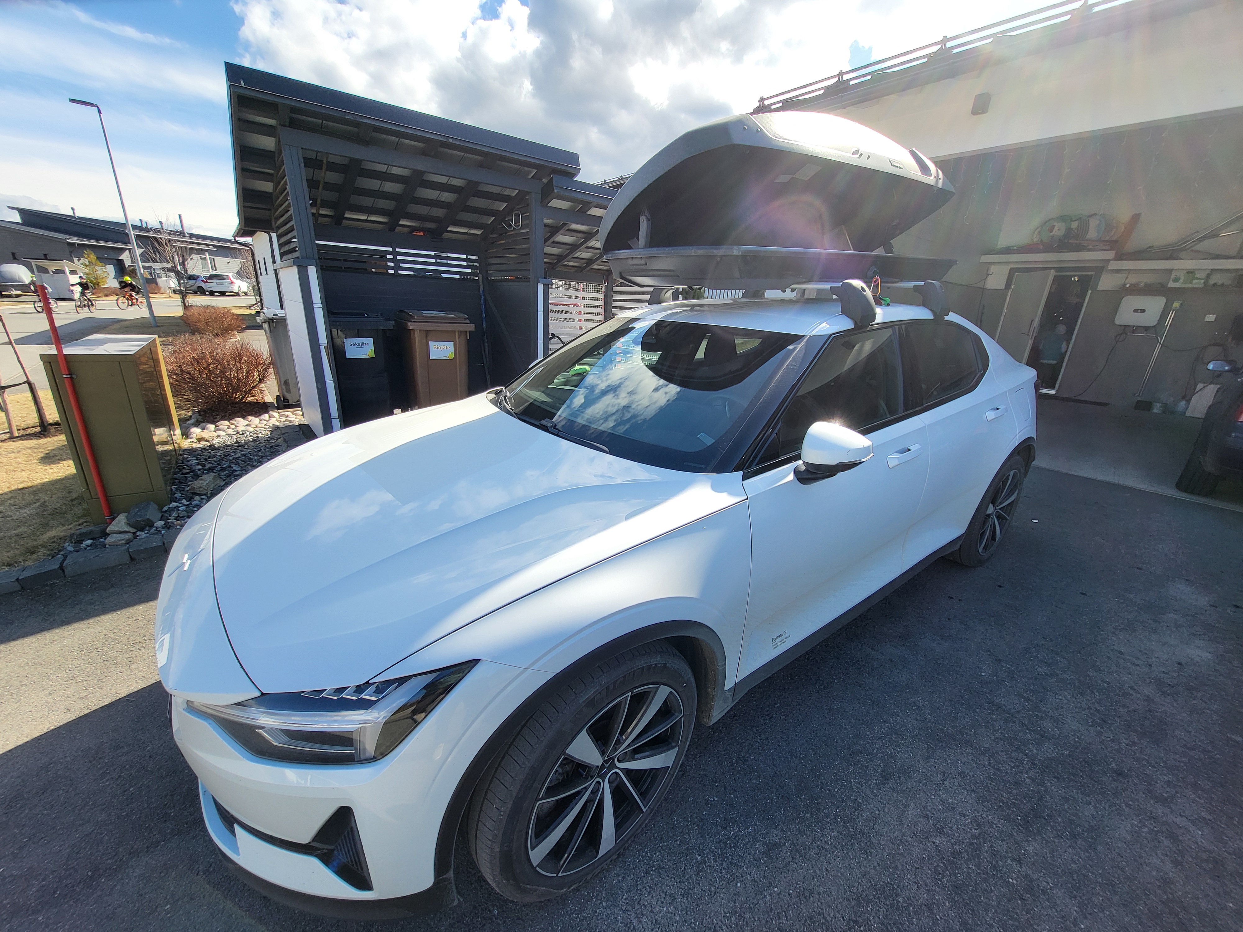 Thule force xt xl suksiboksi