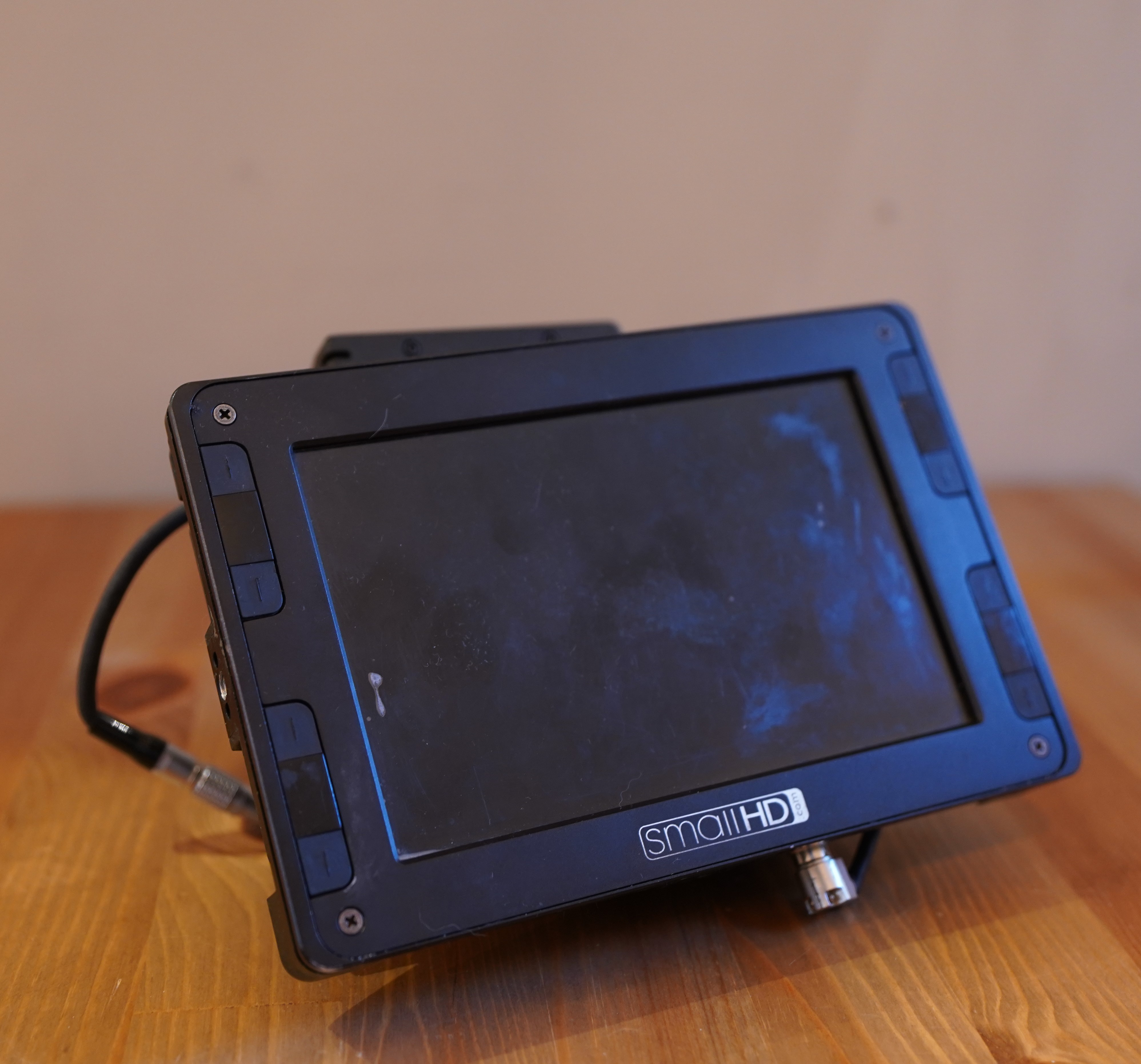 Smallhd dp7 - perfect focus-pulling monitor setup