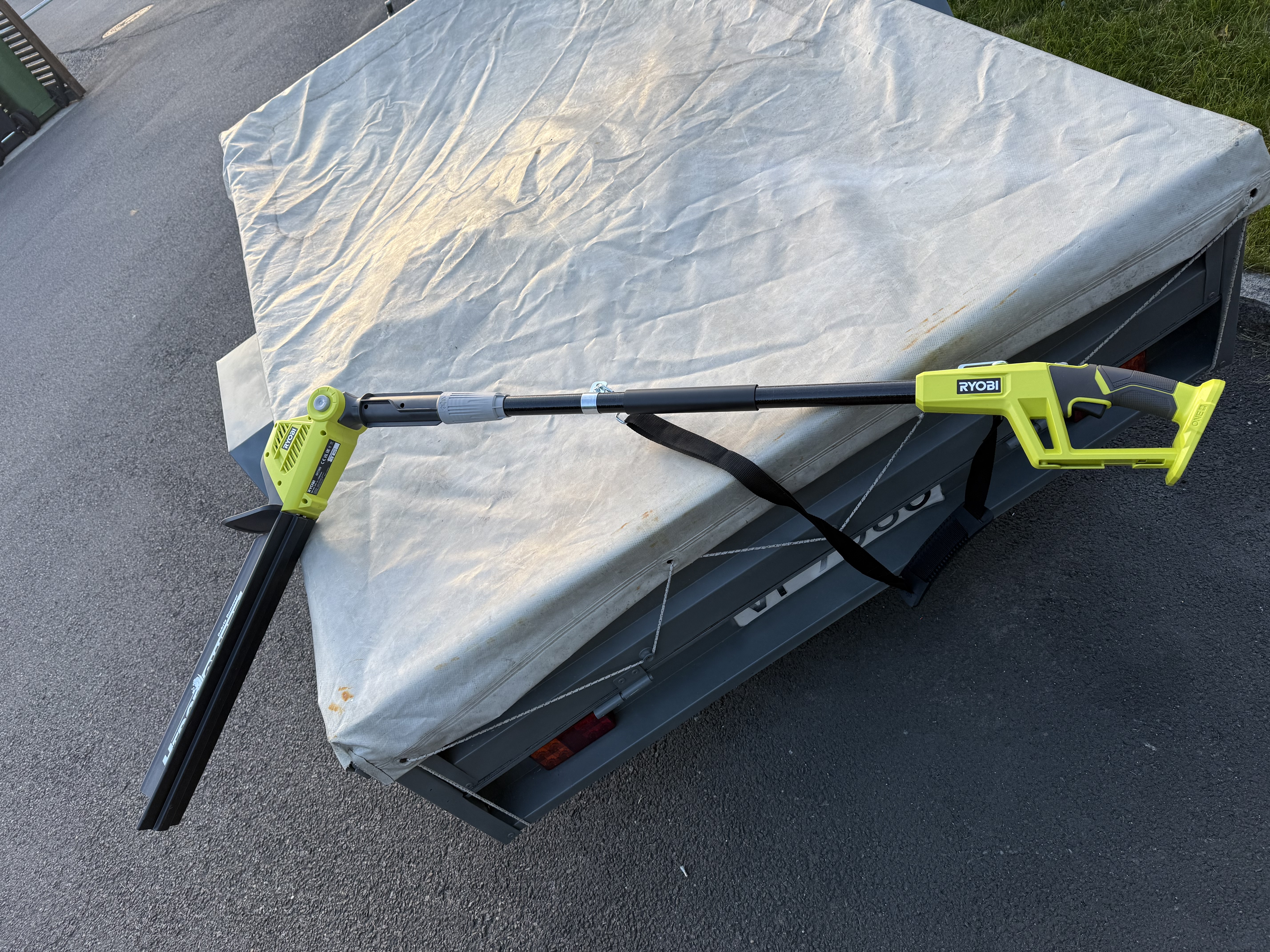Ryobi hekkesaks