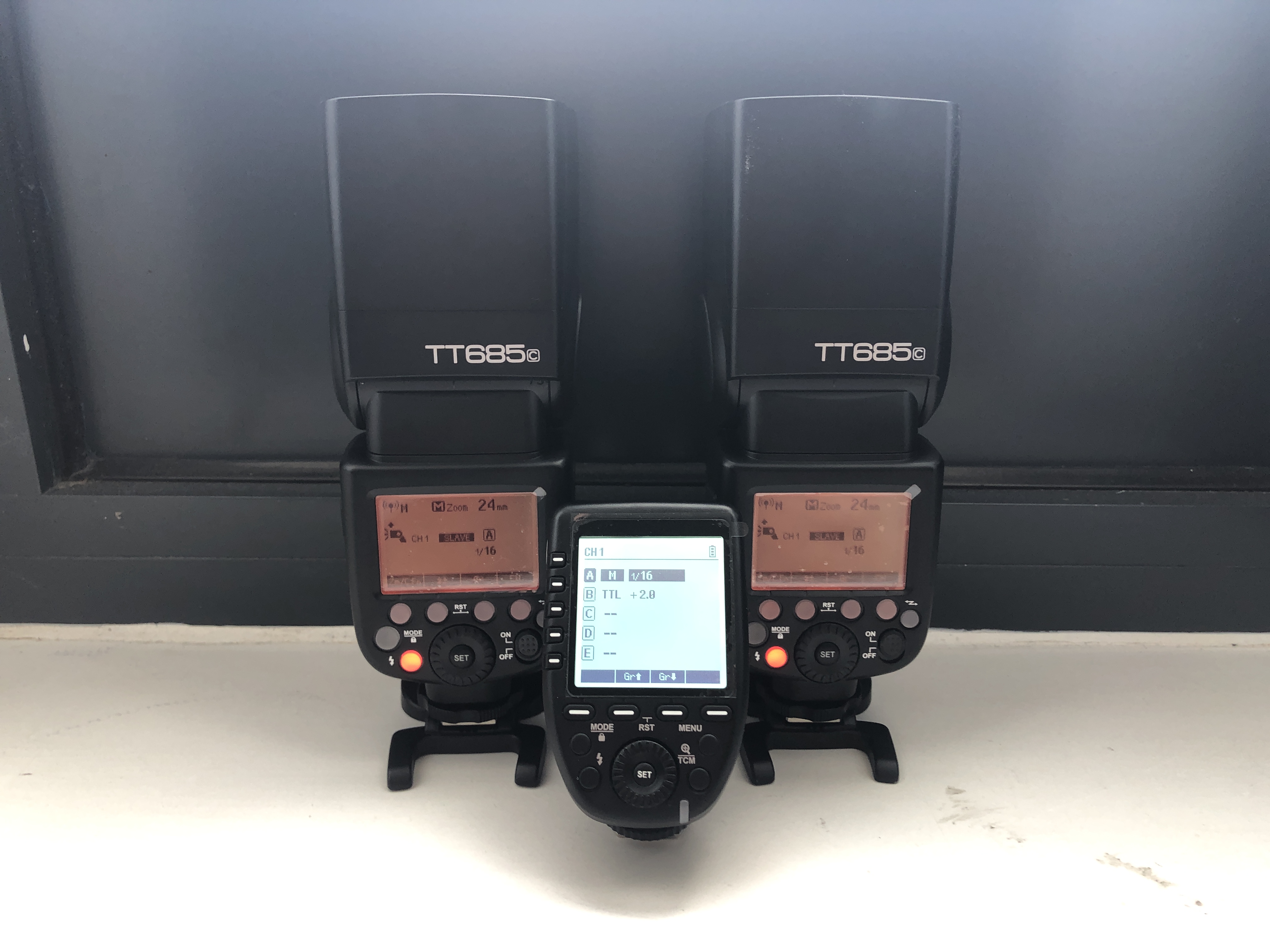 Canon speedlite 2x godox tt685c + trigger