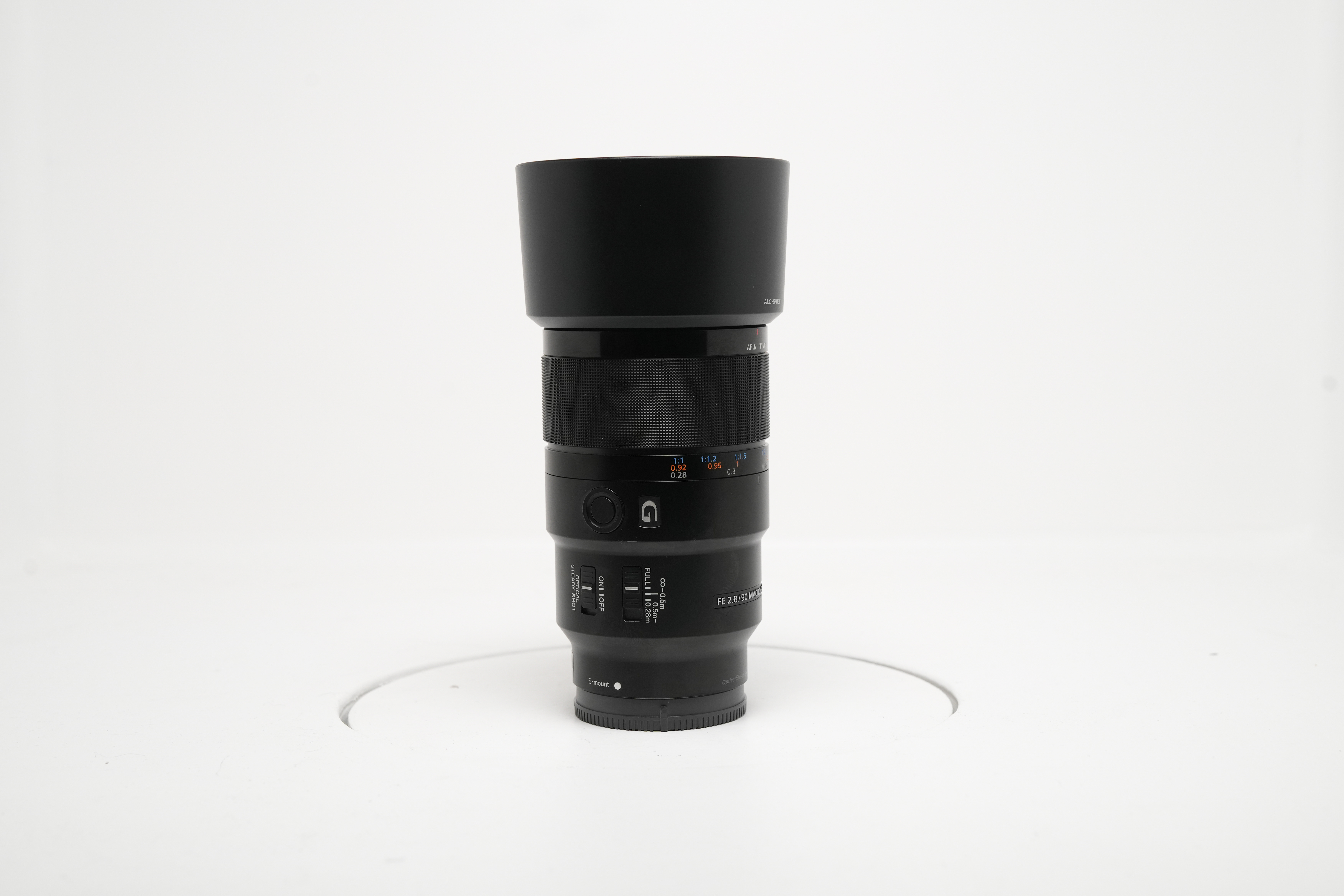 Sony fe 90mm g master f2.8 macro lens