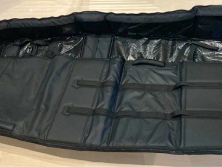 Surfboard bag