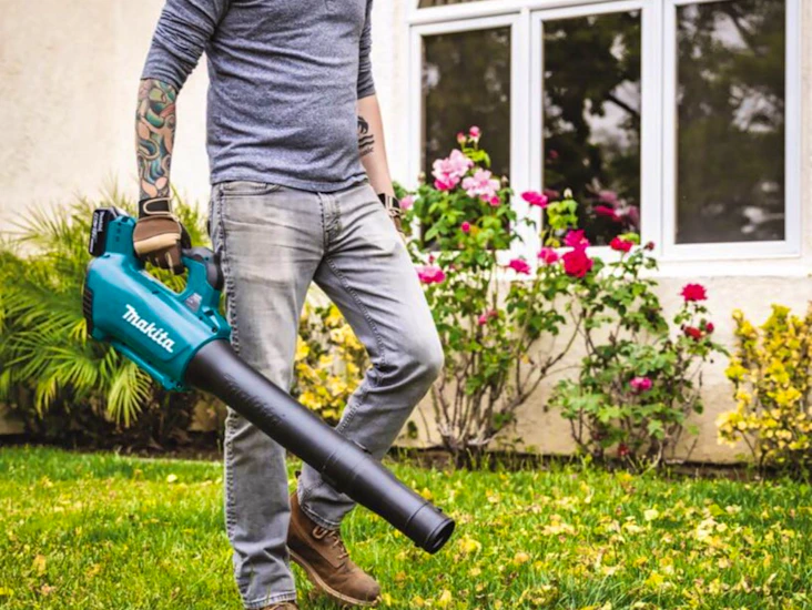 Makita løvblåser 18v dub184z