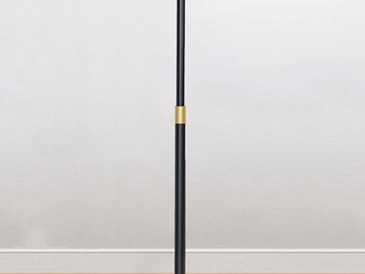 🎥 lattiajalusta projektorille – 120 cm