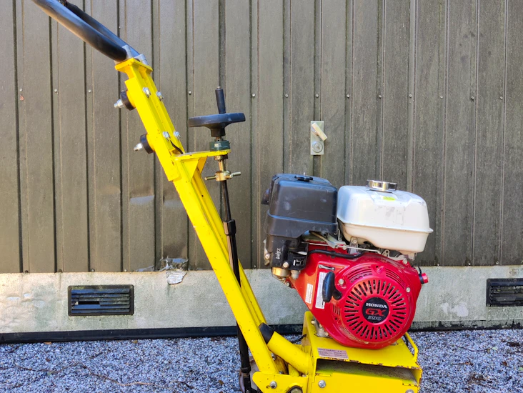 Preptec fp250 asfaltti-/betonijyrsikone