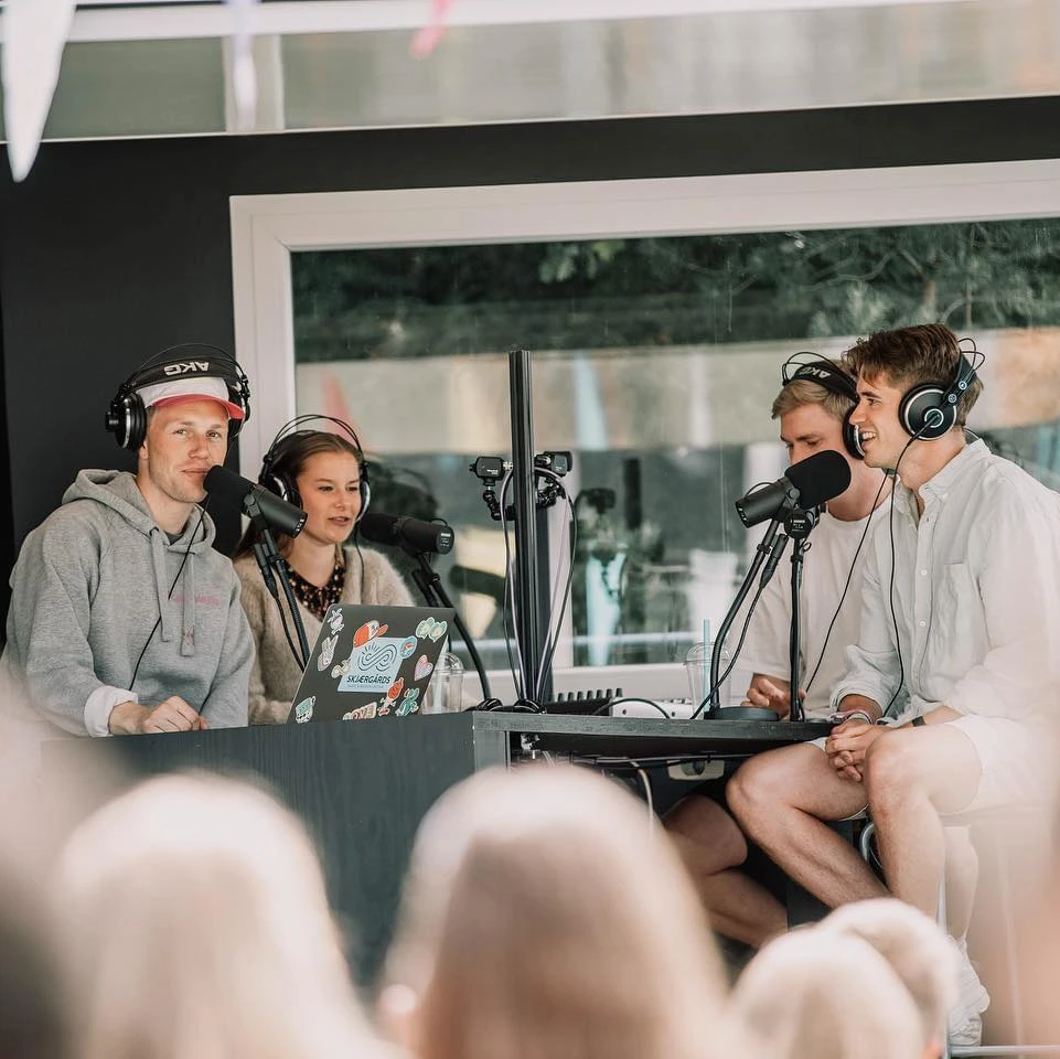 Mobilt studio og ob-vogn til leie– «podvogna» (flerkamera & regi)