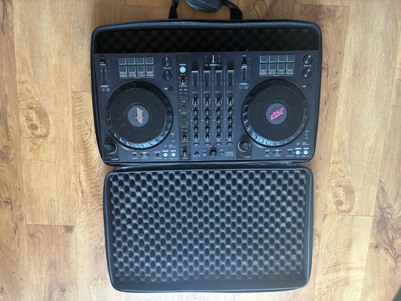 Pioneer ddj-flx6 controller