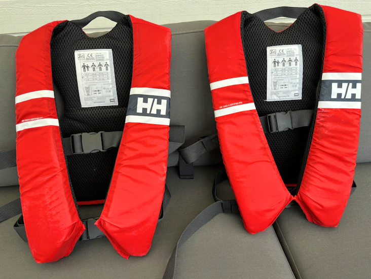 Flytvästar helly hansen