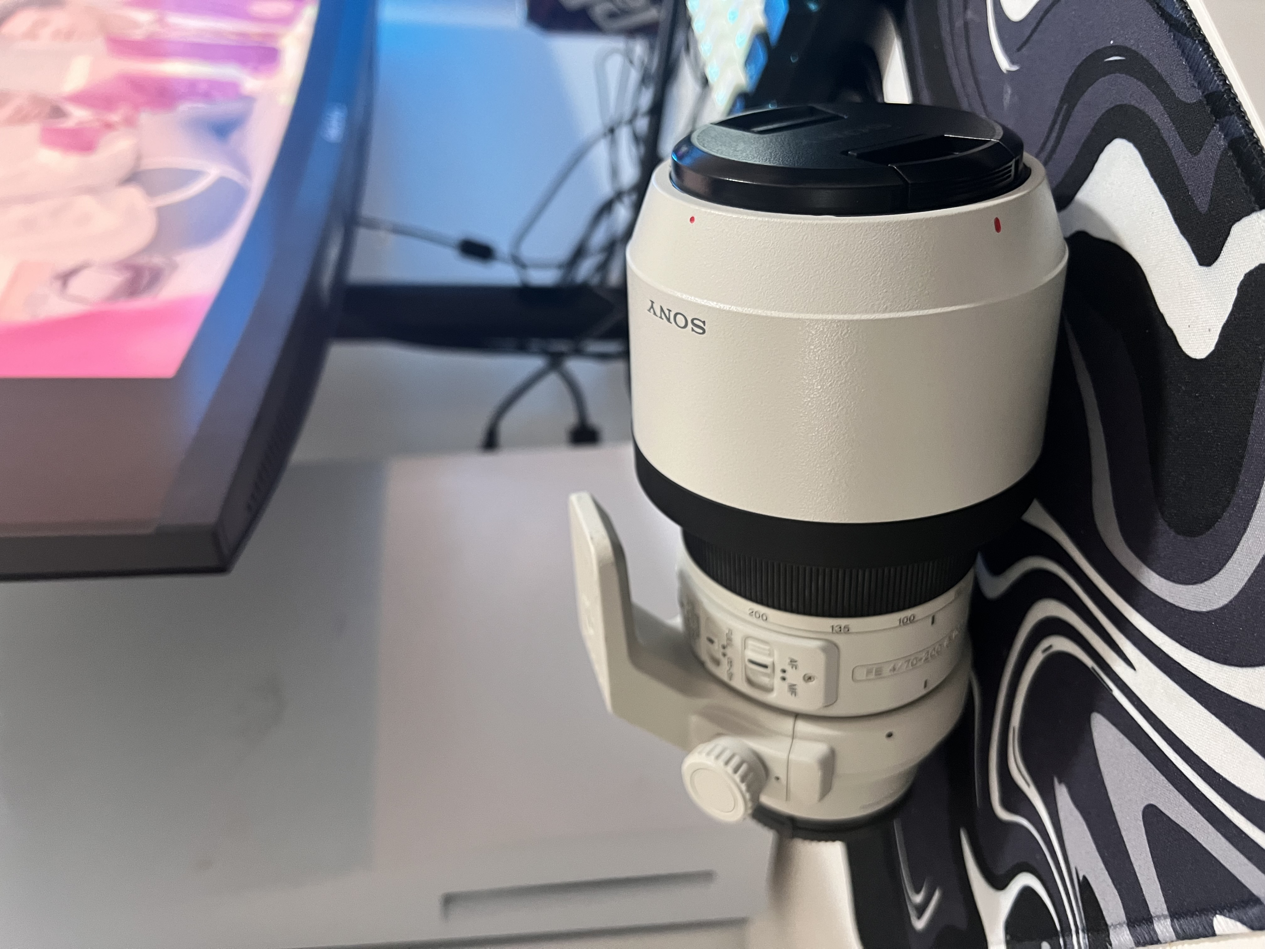 Sony e mount - full frame 70-200mm f4.0 g lens’s 
