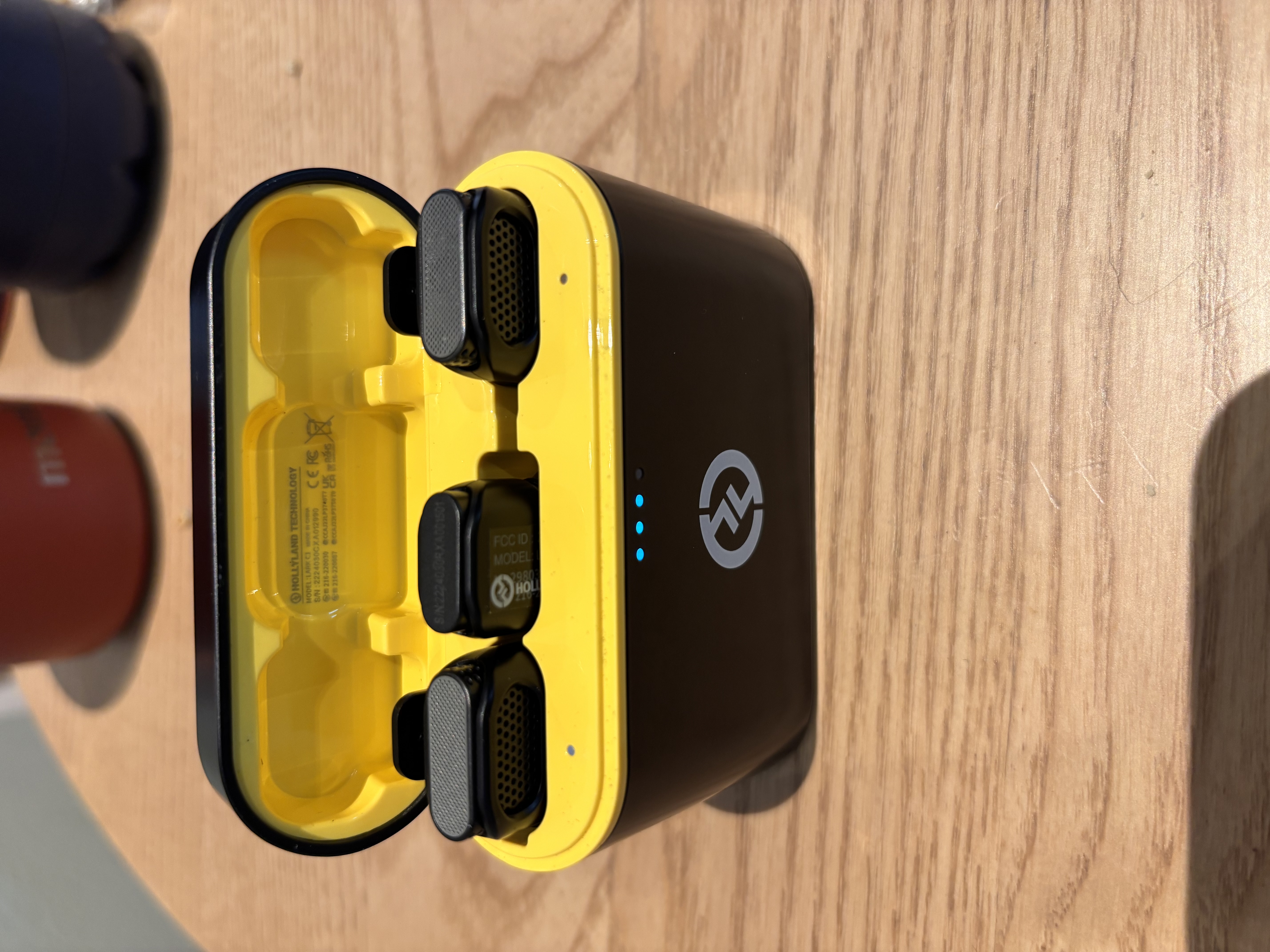 Hollyland lark m1 (usb lightening)