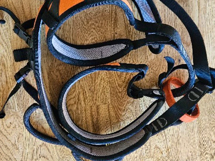 Klättersele med repbroms och skruvkabin