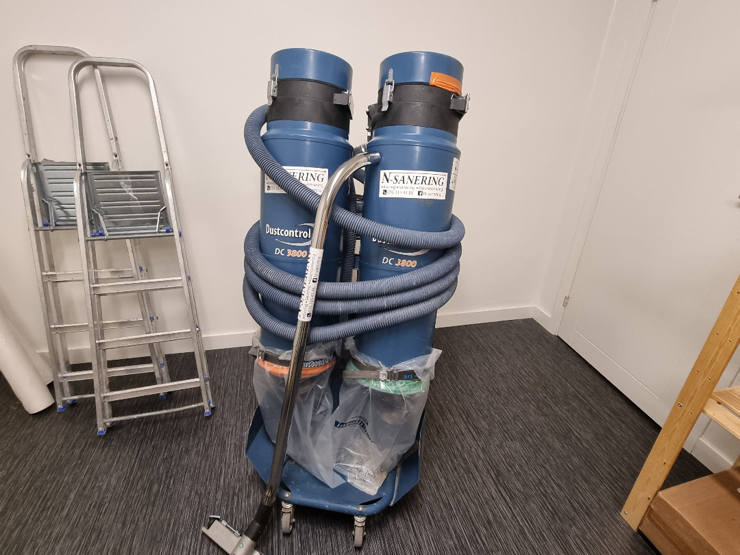 Grovdammsugare stoftavskiljare