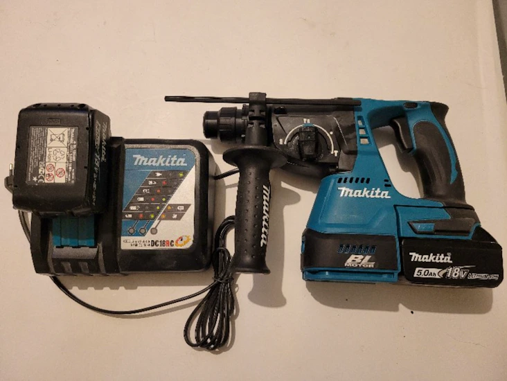 Makita sladdlös borrhammare