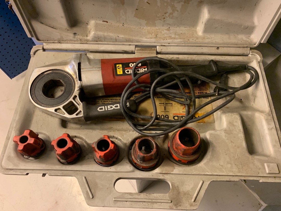 Ridgid 600 handholdtgjengemaskin