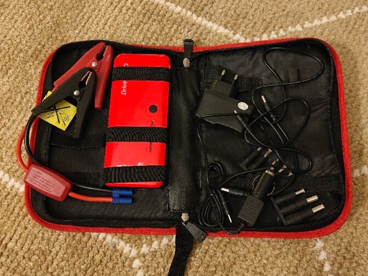 Käynnistysavustaja / akkuboosteri