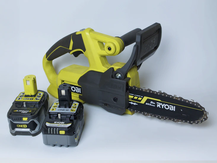 Ryobi motorsåg + batteri