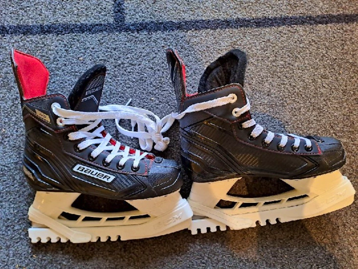 Bauer ns (strl 35)