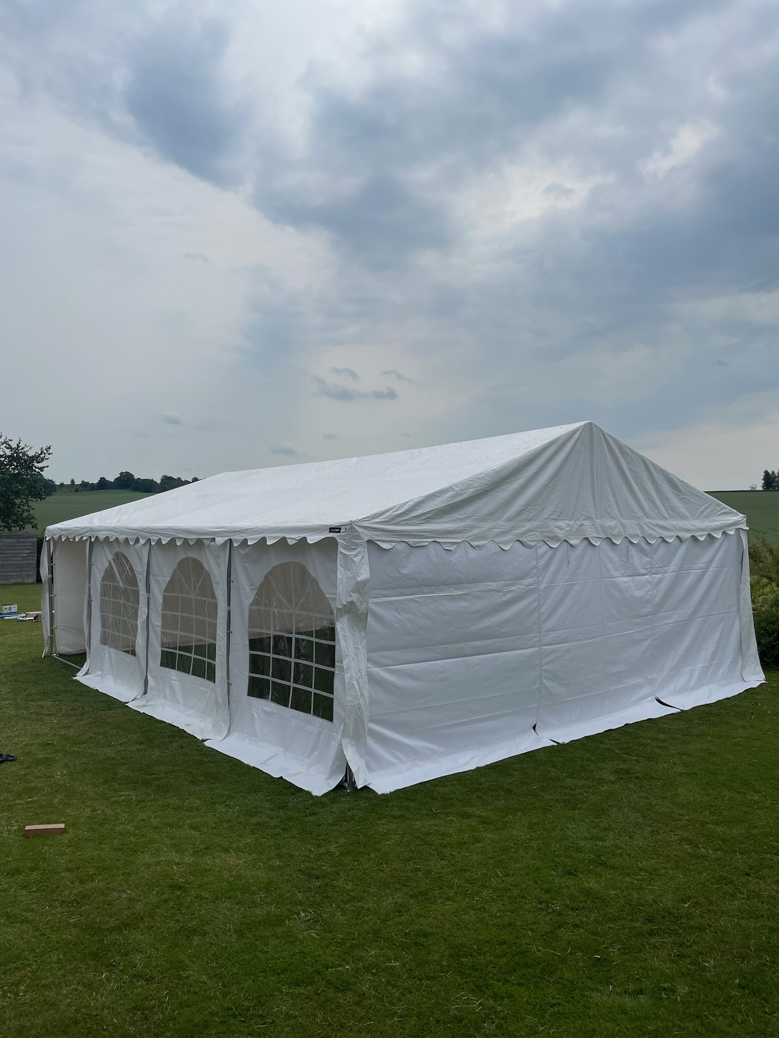 Partytält  6 x 8 m