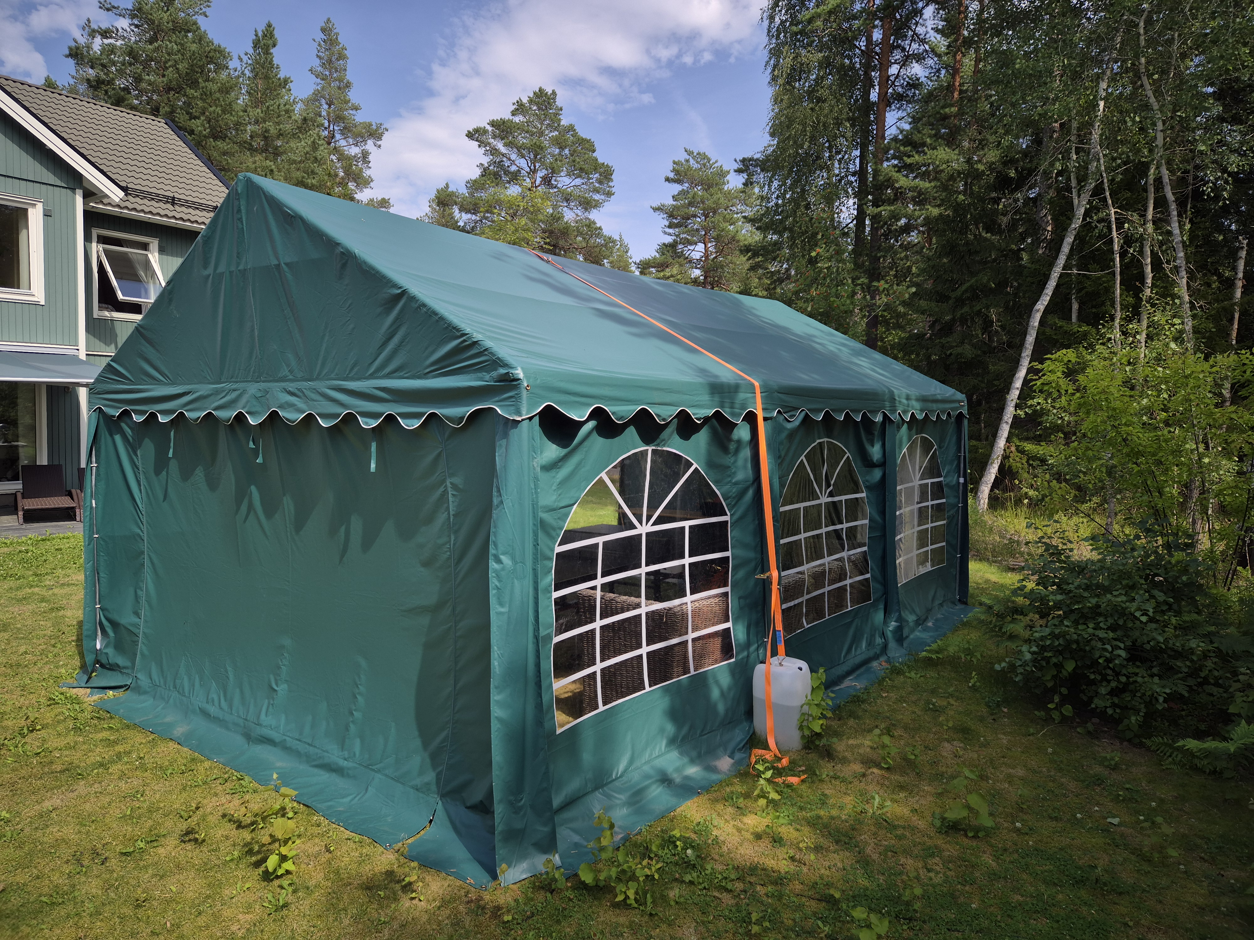 Partytält 4x6 m (24 kvm)