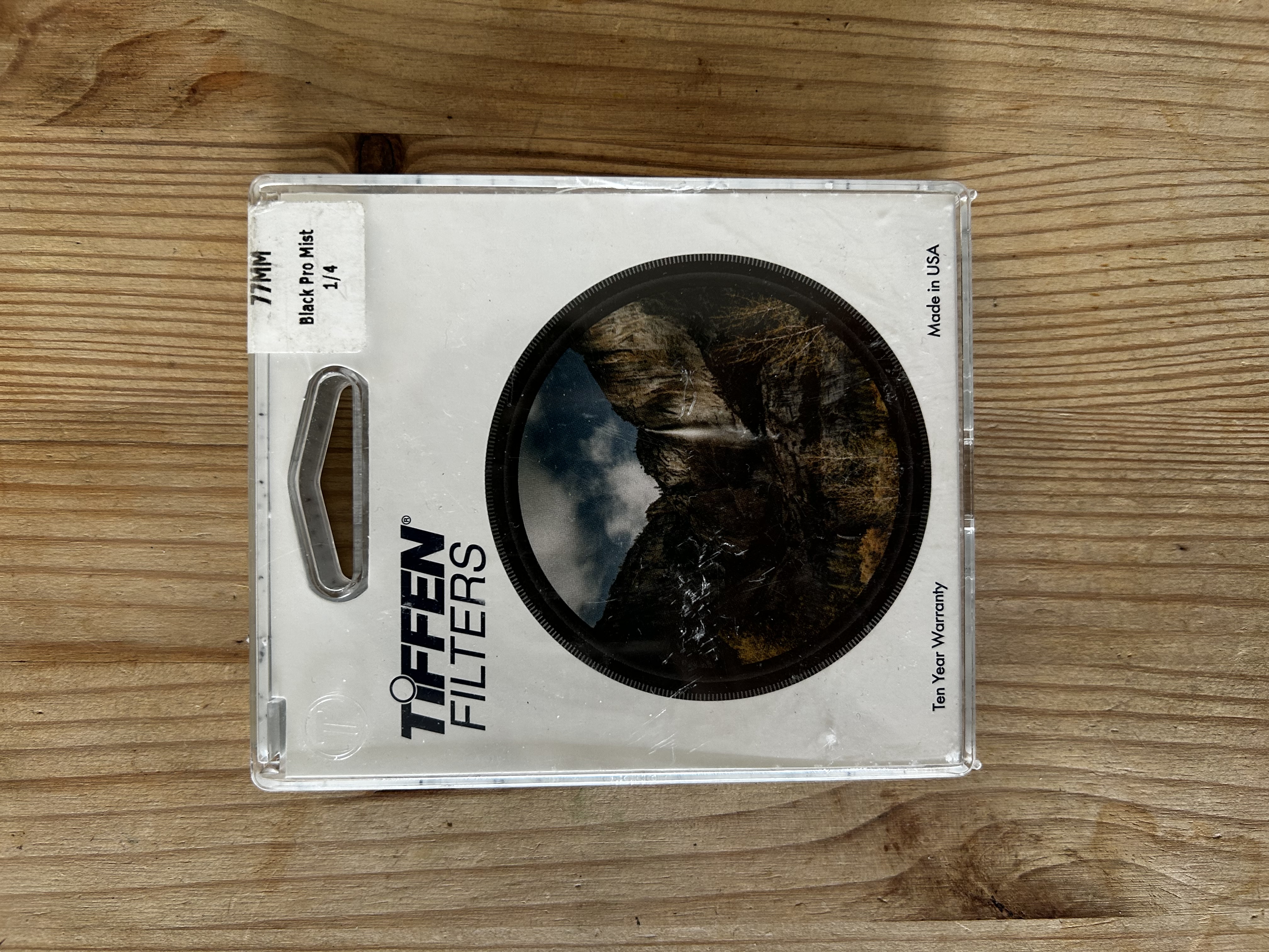Tiffen black pro mist 1/4 camera filter (77mm) 