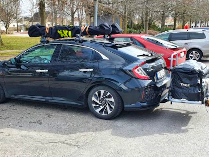 Lasthållare för dragkrok