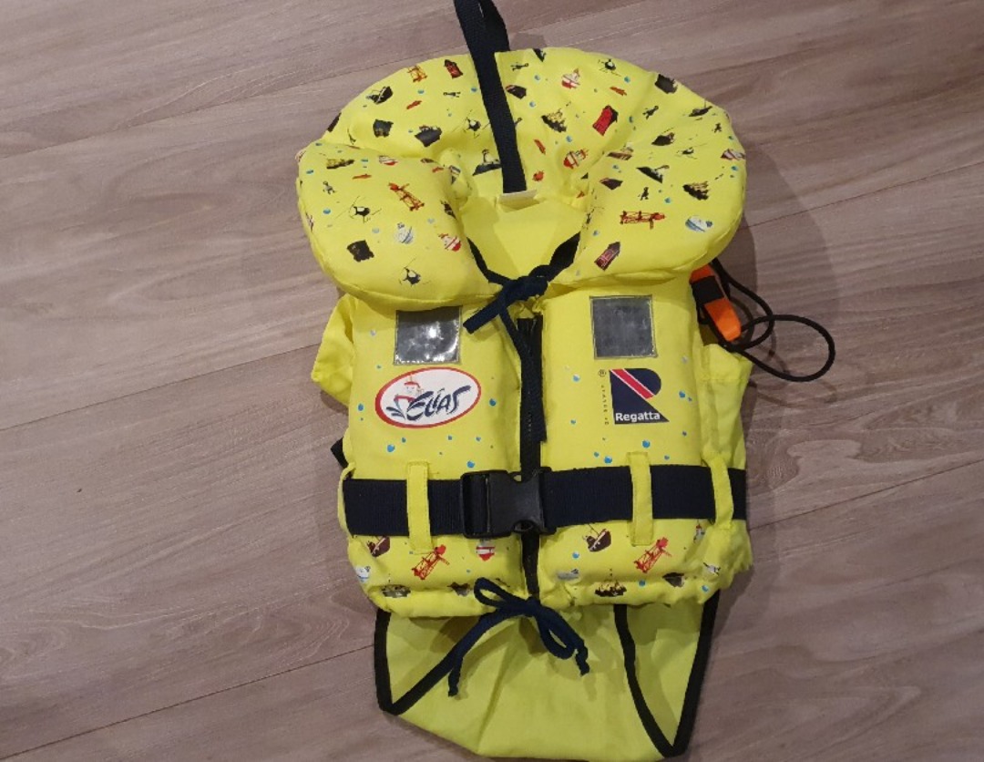 Elias redningsvest 5 - 15 kg.