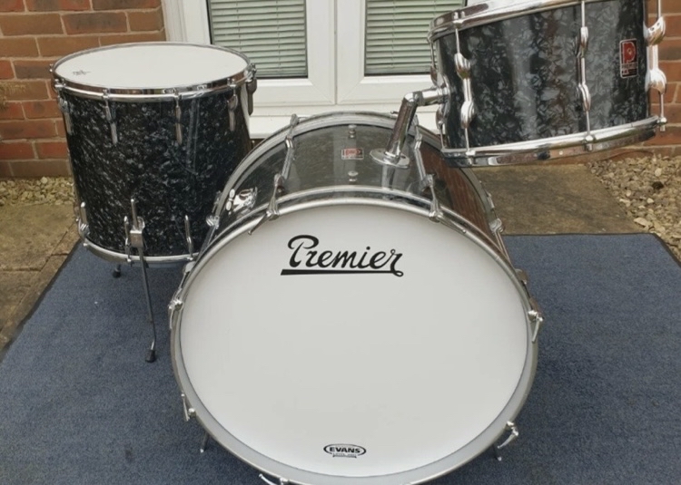 Drum set three piece 1960s premier drums kick, floor tom,  tom