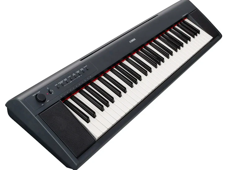 Yamaha np 11 piaggero