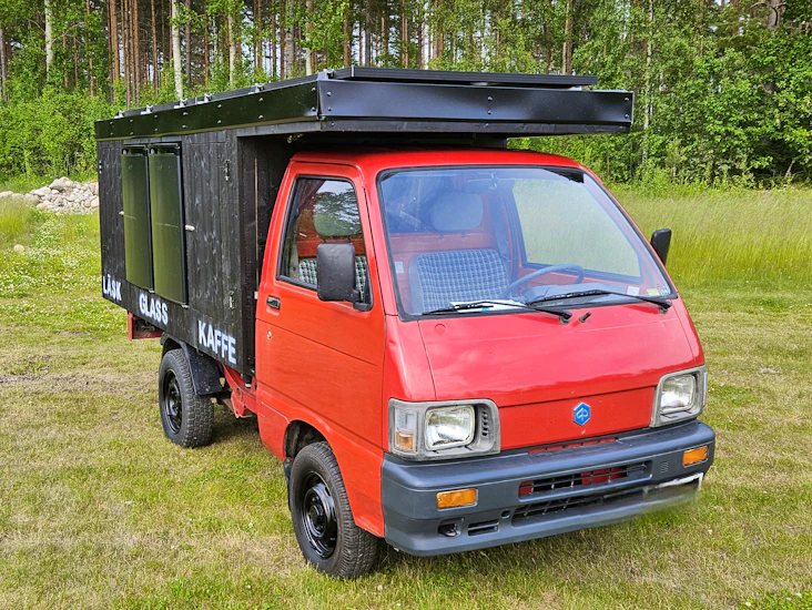 Piaggio porter kiosk / foodtruck