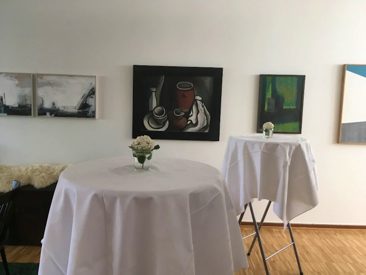 3 ihopfällbara ståbord