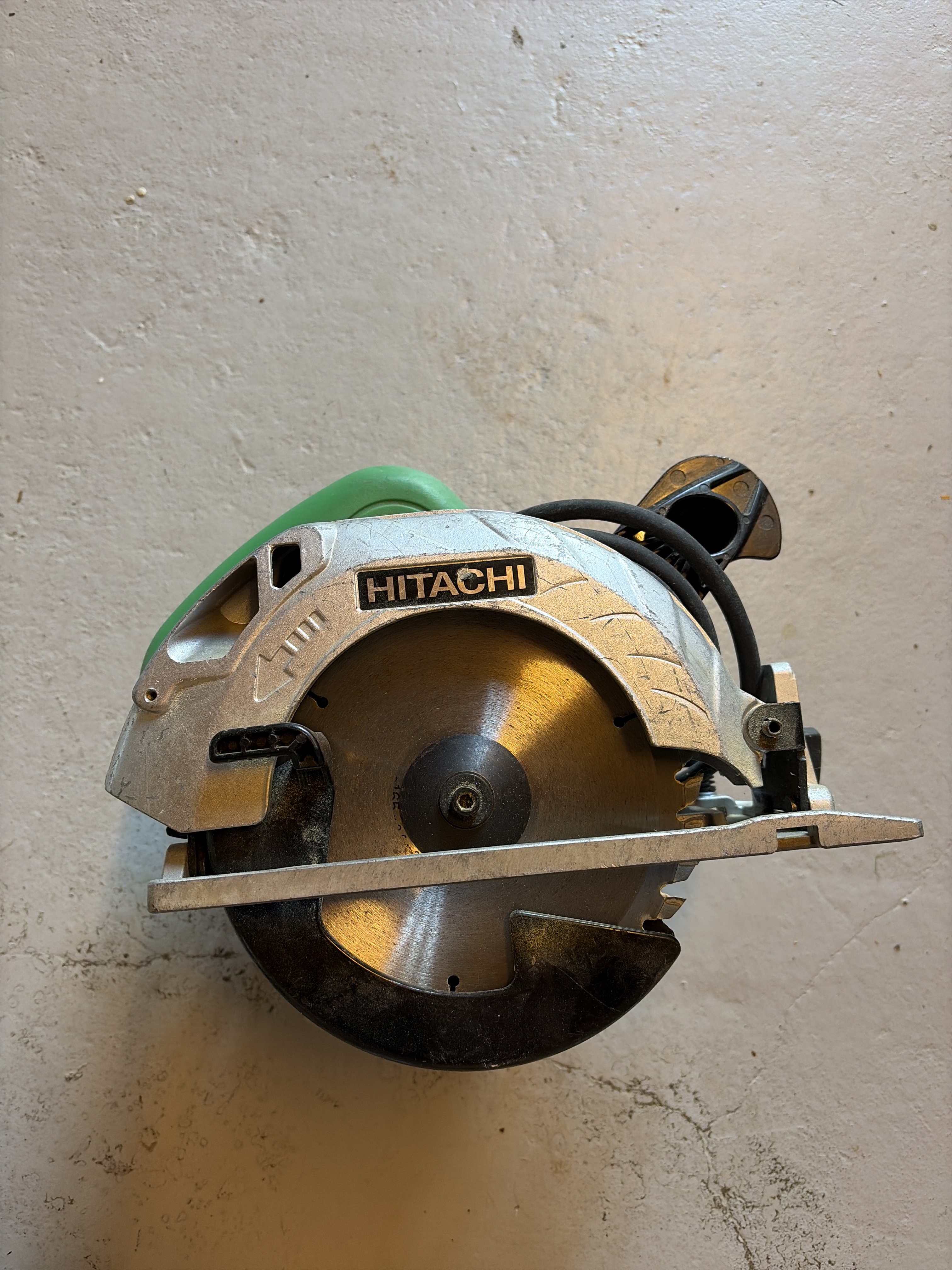 Hitachi c6ss håndsirkelsag 165 mm – kraftig 1050w sirkelsag