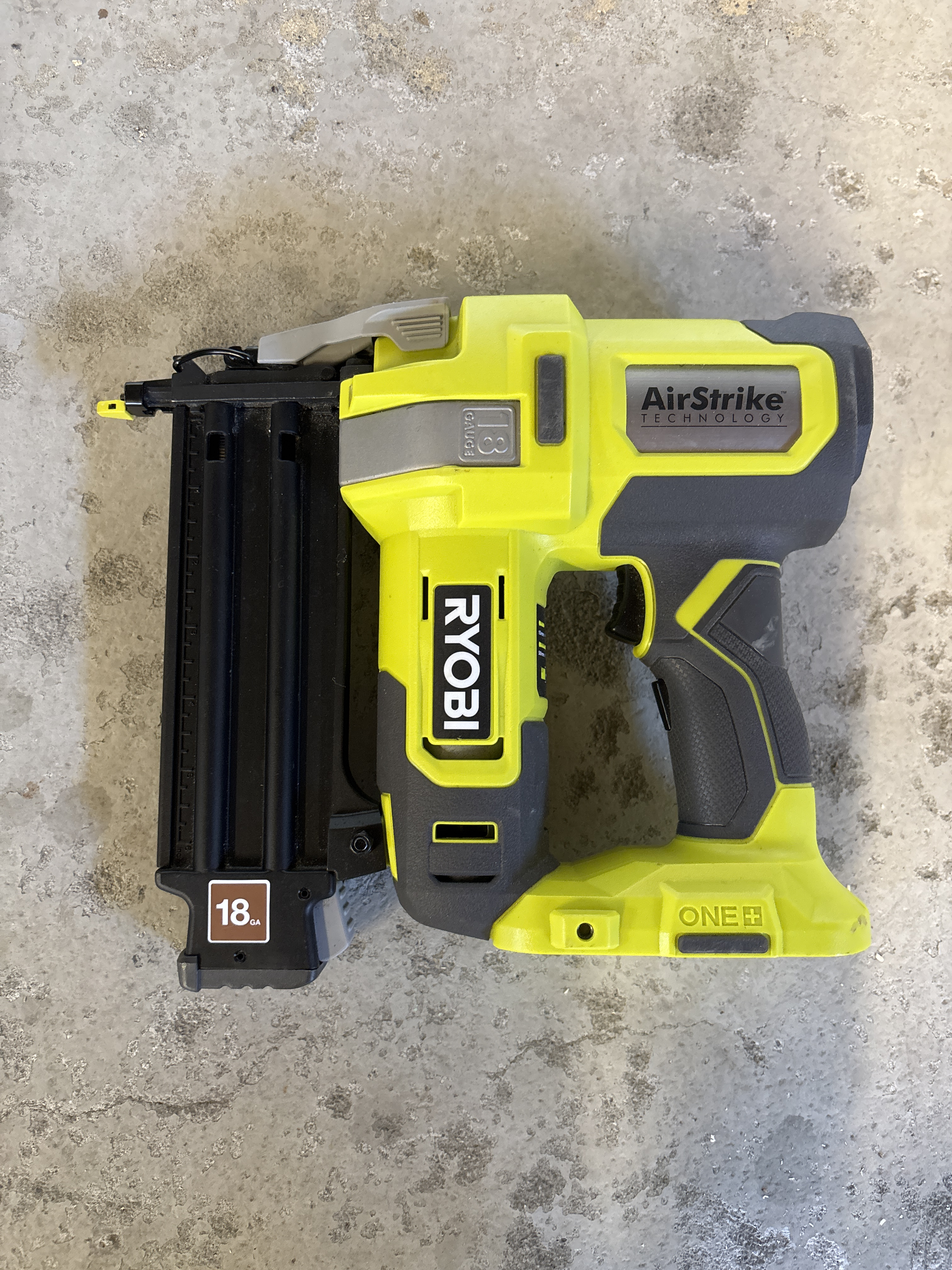 Ryobi dykkertpistol
