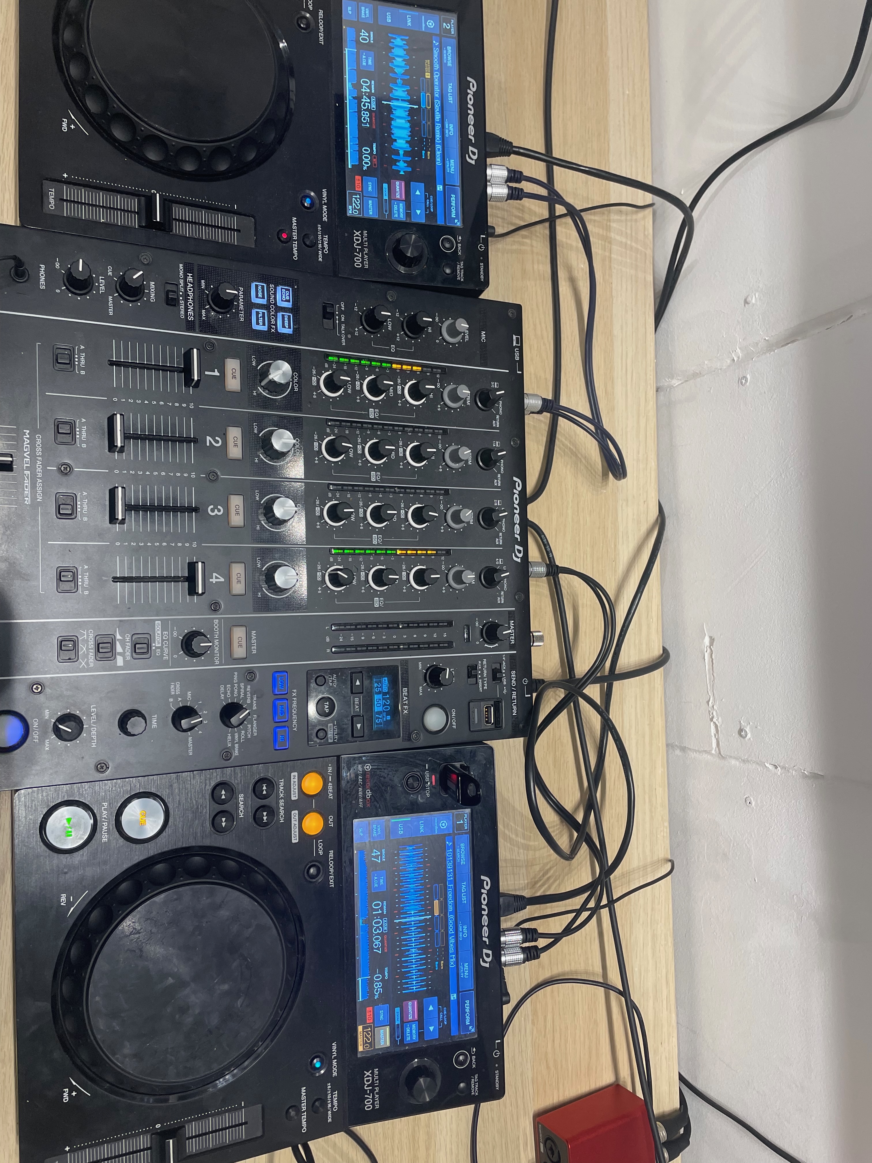 Pioneer xdj700 (x2)