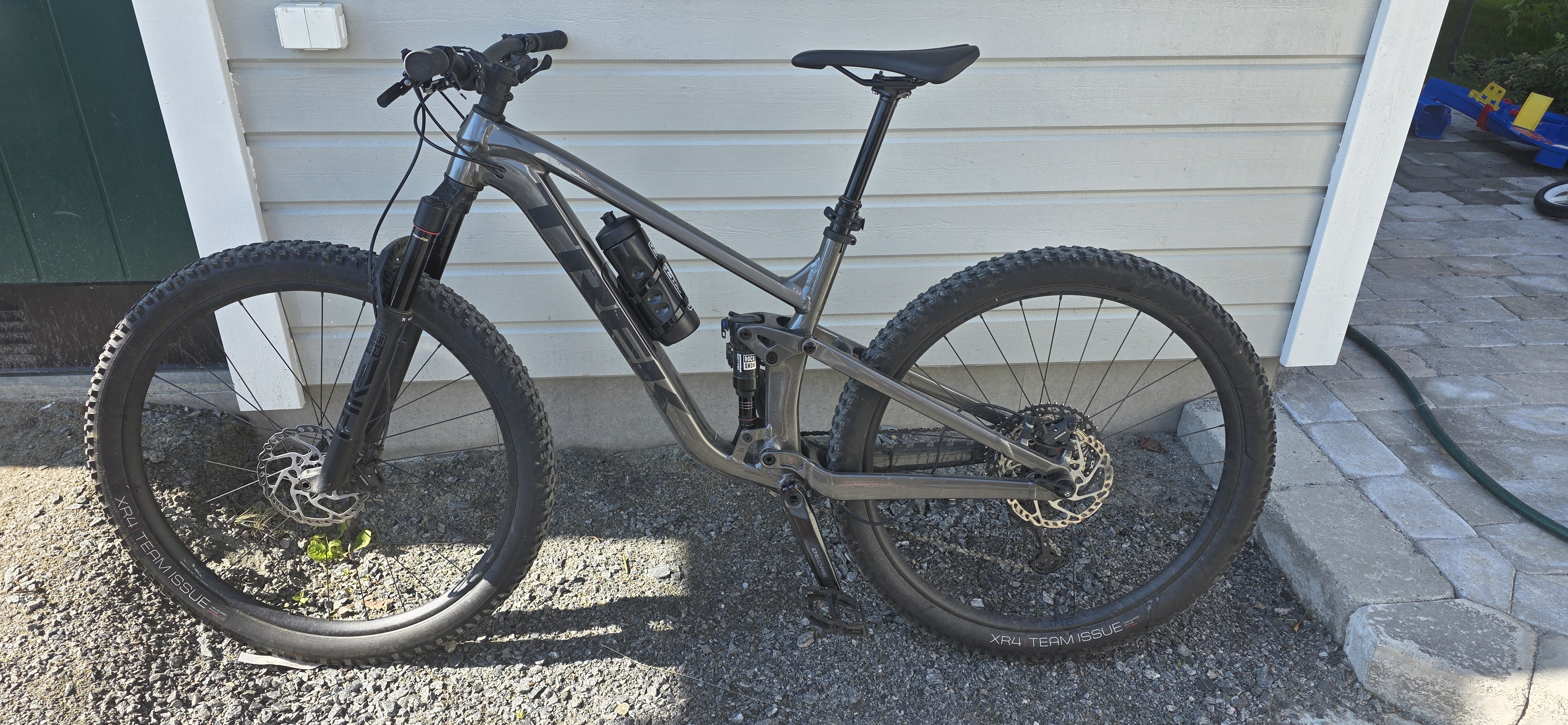 Heldämpad mtb – trek top fuel 8