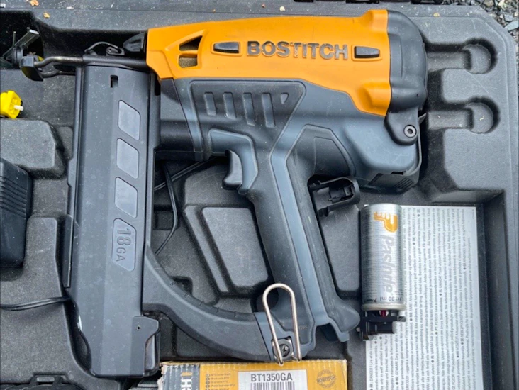 Dykkert pistol bostitch